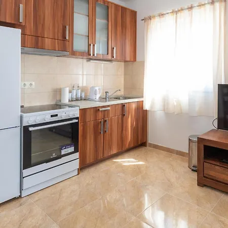 Stunning In With House Sea View Apartment *
